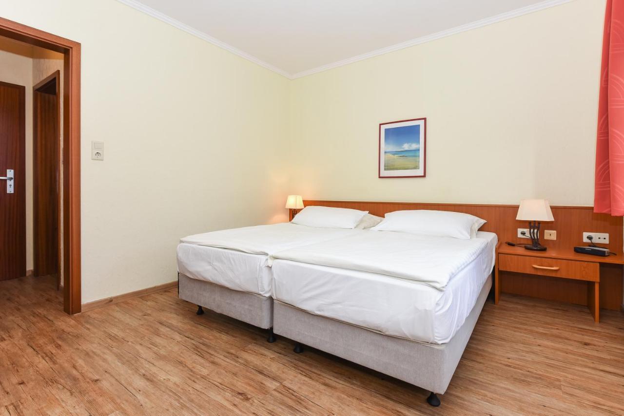 Hotel Garni Benser Watt Bensersiel Exterior foto